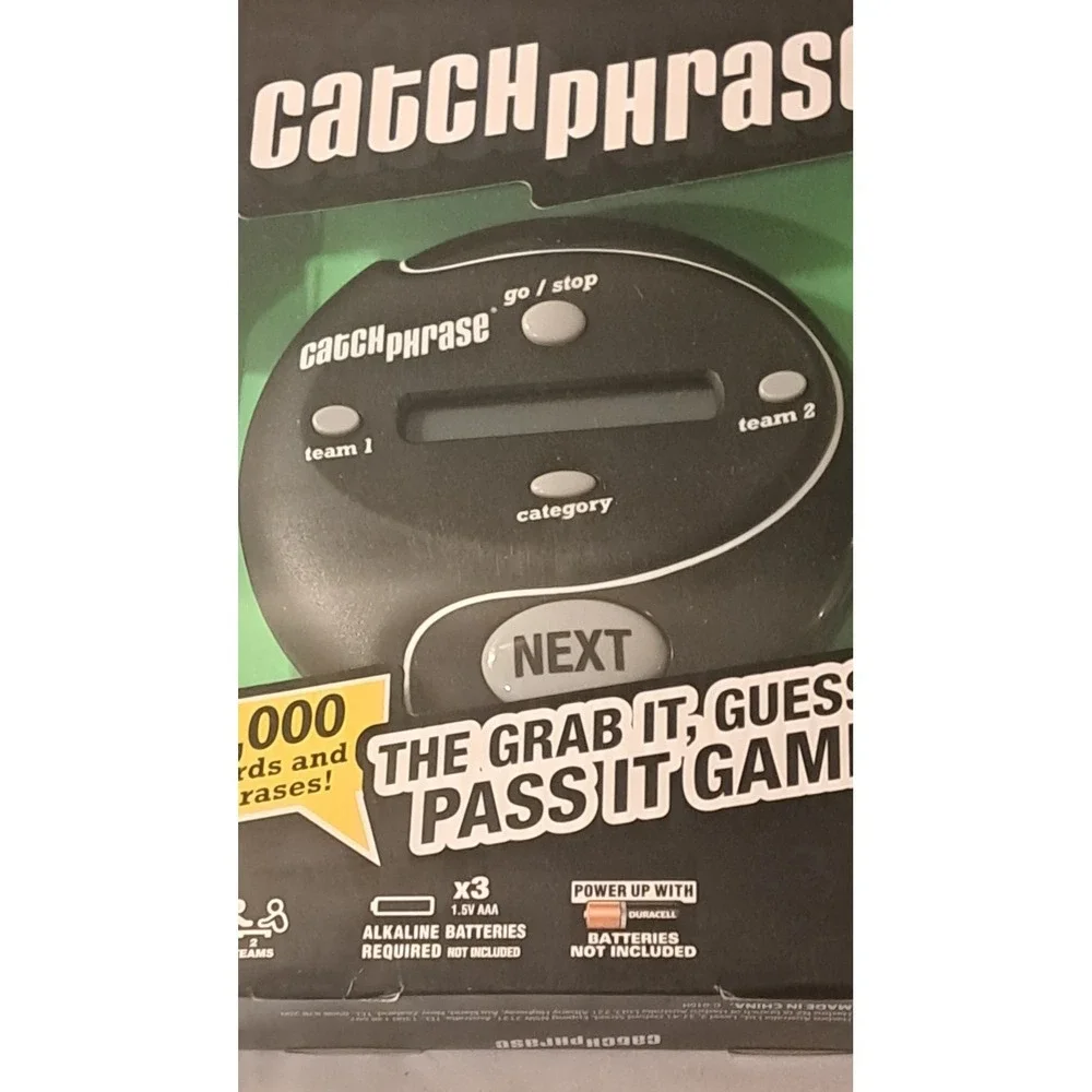 Hasbro Catch Phrase Electronic Handheld Game 5000 Words New Sealed